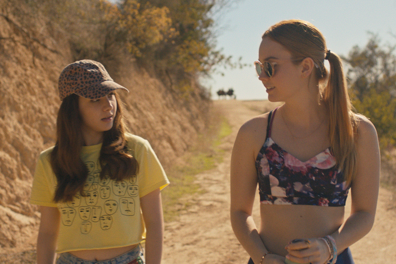 Hannah Marks and Liana Liberato in 'Banana Split' banana split movie